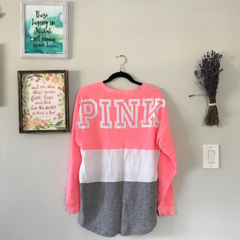 💞Pink Crewneck VS💞